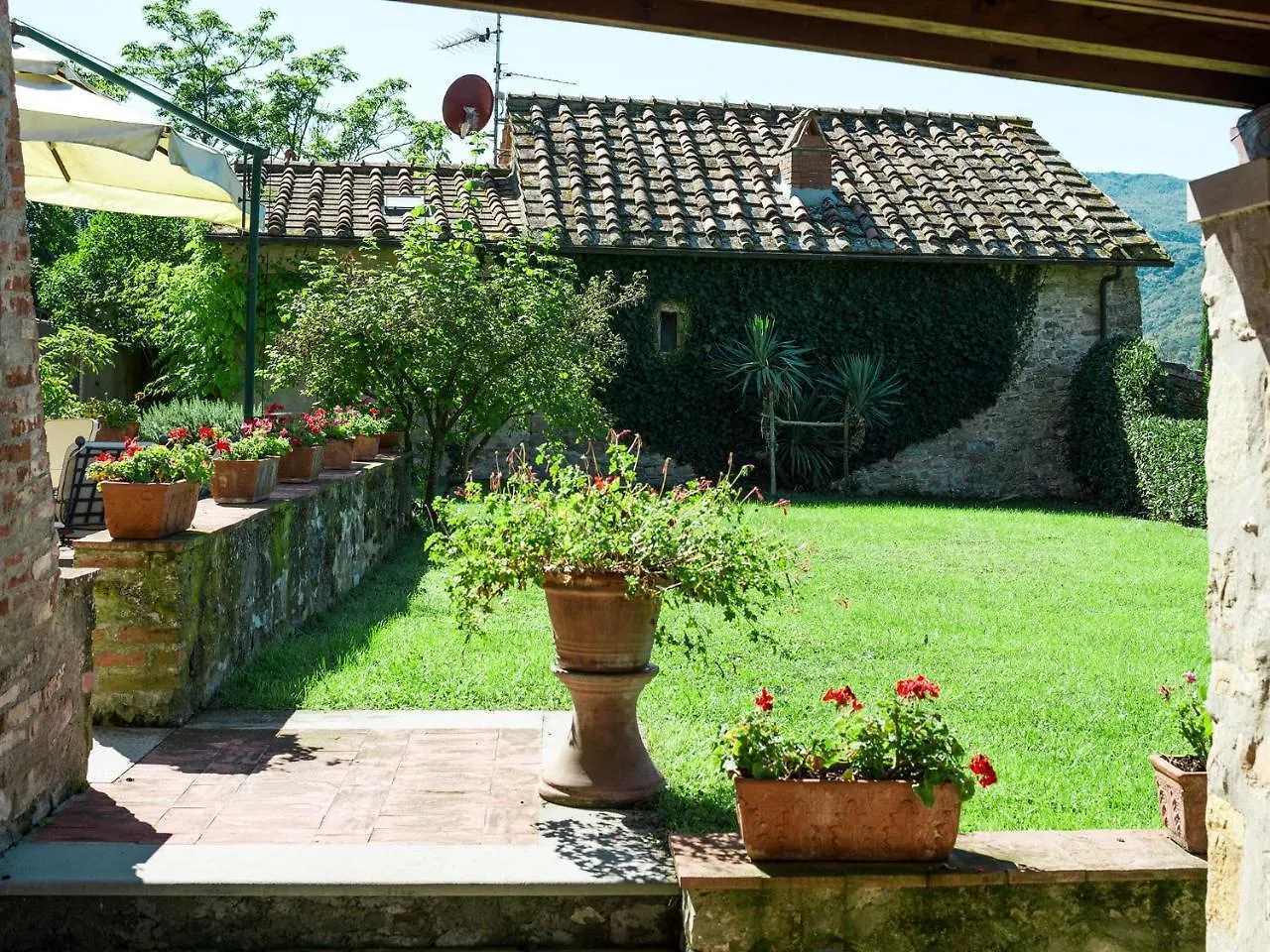 Villa Eleonora Ampinana